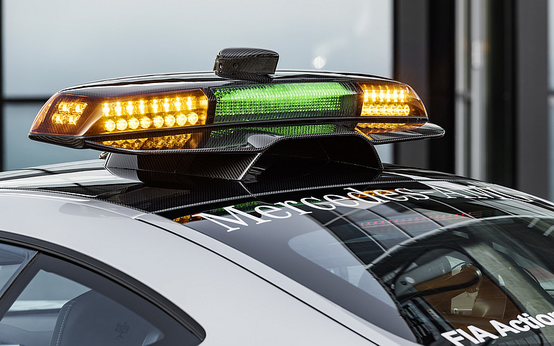 史上最強F1 Safety Car登場 2018賽季交由《Mercedes-AMG GT R》來擔綱 史上最強F1 Safety Car登場 2018賽季交由《Mercedes-AMG GT R》來擔綱