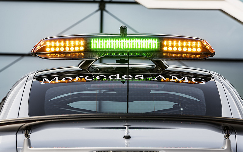 史上最強F1 Safety Car登場 2018賽季交由《Mercedes-AMG GT R》來擔綱 史上最強F1 Safety Car登場 2018賽季交由《Mercedes-AMG GT R》來擔綱