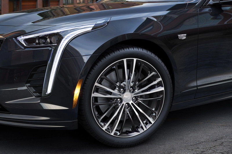 《Cadillac CT6 V-Sport》預約2018年紐約車展熱血現身 《Cadillac CT6 V-Sport》預約2018年紐約車展熱血現身