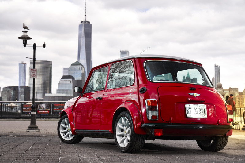 以經典展望未來 《Mini》打造《Mini Electric》電動老咪 以經典展望未來 《Mini》打造《Mini Electric》電動老咪