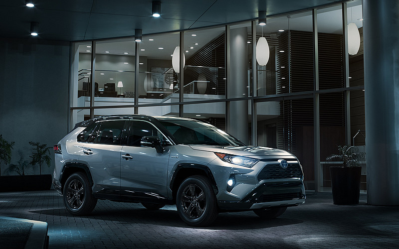 預估今年內迅速導入國內 新世代《Toyota RAV4》紐約車展前搶先亮相 預估今年內迅速導入國內 新世代《Toyota RAV4》紐約車展前搶先亮相