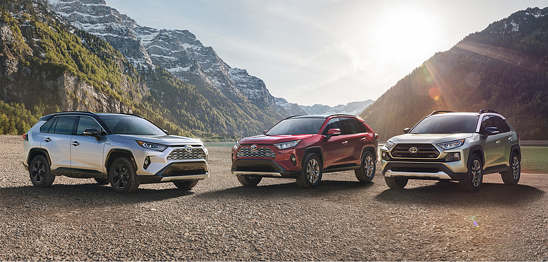 預估今年內迅速導入國內 新世代《Toyota RAV4》紐約車展前搶先亮相 預估今年內迅速導入國內 新世代《Toyota RAV4》紐約車展前搶先亮相