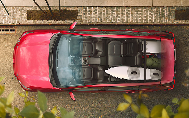 預估今年內迅速導入國內 新世代《Toyota RAV4》紐約車展前搶先亮相 預估今年內迅速導入國內 新世代《Toyota RAV4》紐約車展前搶先亮相