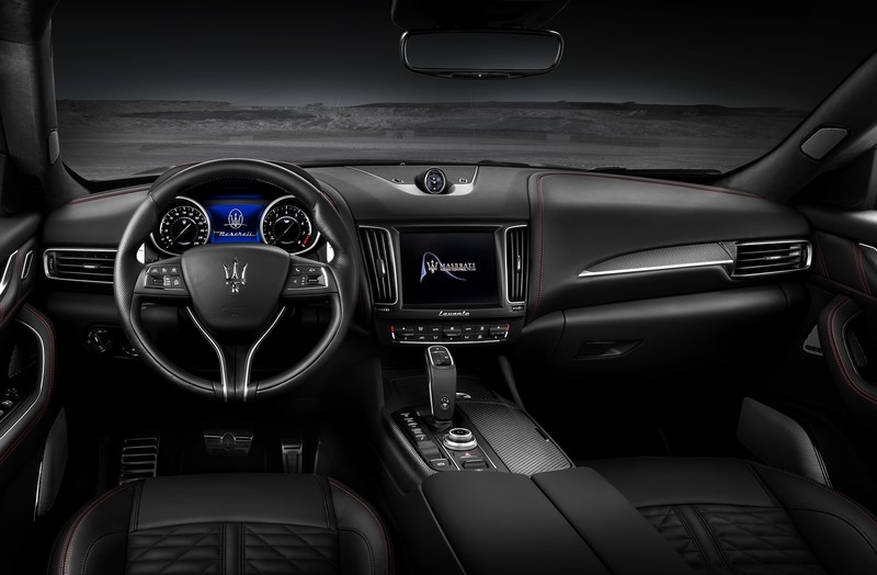海神猛獸休旅終現身 《Maserati Levante Trofeo》搭載V8引擎現身紐約車展 海神猛獸休旅終現身 《Maserati Levante Trofeo》搭載V8引擎現身紐約車展