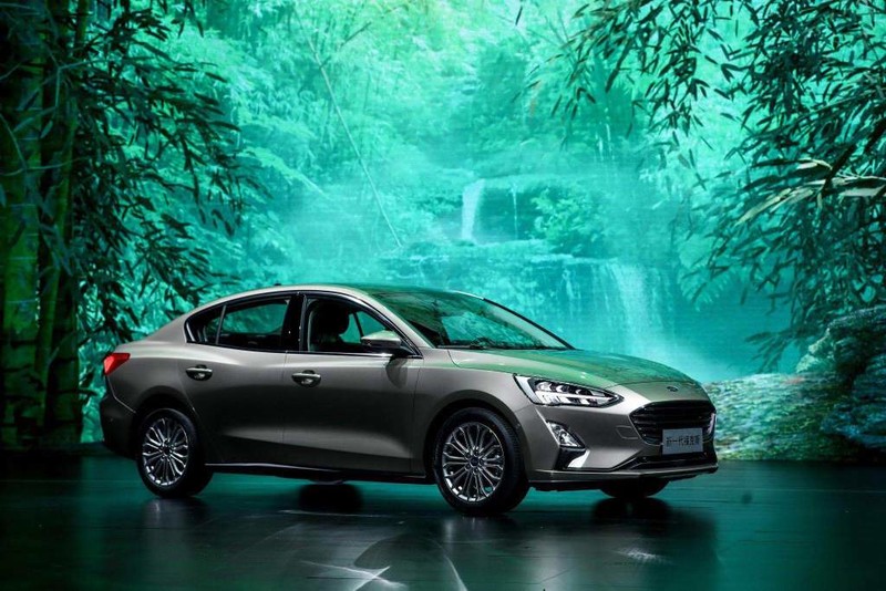 大幅跳脫現有設計 全新第四代《Ford Focus》中國福特之夜搶先亮相 大幅跳脫現有設計 全新第四代《Ford Focus》中國福特之夜搶先亮相