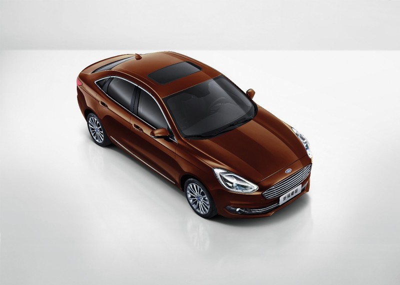 小改款《Ford Escort》首搭1.0升EcoBoost引擎中國亮相 小改款《Ford Escort》首搭1.0升EcoBoost引擎中國亮相