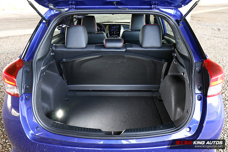 對、年輕的味 ─ 小改款《Toyota Yaris S》試駕報導 對、年輕的味 ─ 小改款《Toyota Yaris S》試駕報導