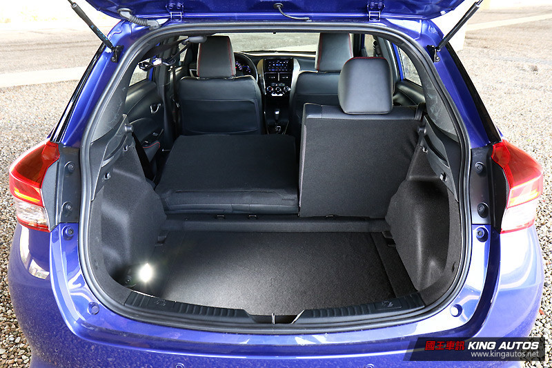 對、年輕的味 ─ 小改款《Toyota Yaris S》試駕報導 對、年輕的味 ─ 小改款《Toyota Yaris S》試駕報導