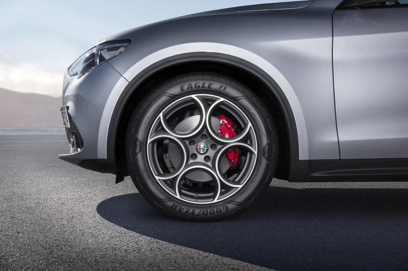 搶進性能SUV市場 《Goodyear Eagle F1 Asymmetric 3 SUV》登場 搶進性能SUV市場 《Goodyear Eagle F1 Asymmetric 3 SUV》登場