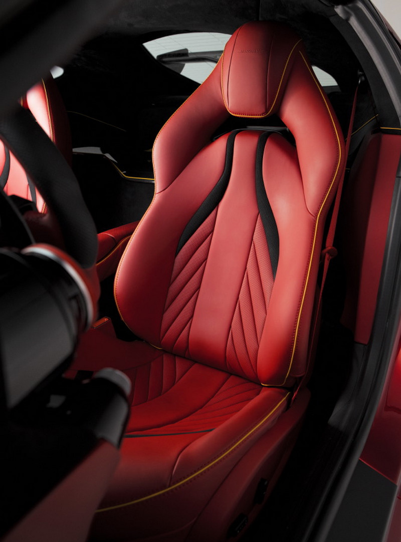 賦予《Ferrari 812 Superfast》激進與奢華 Mansory Stallone碳纖上身猛發830匹強大動力 賦予《Ferrari 812 Superfast》激進與奢華 Mansory Stallone碳纖上身猛發830匹強大動力