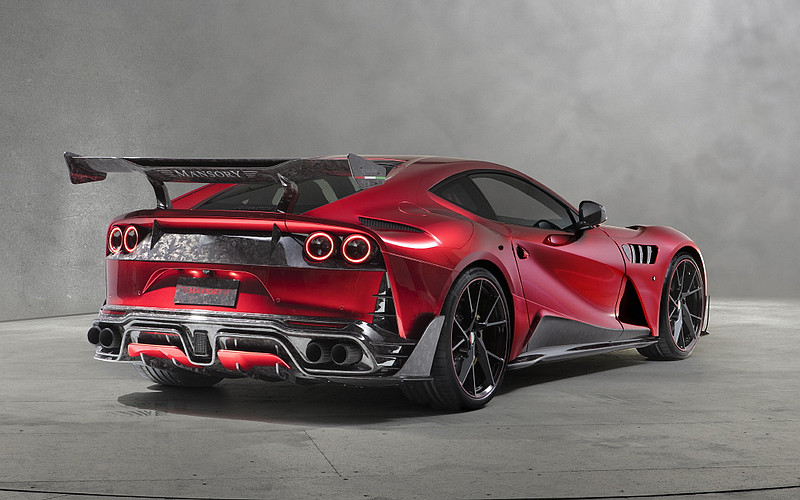 賦予《Ferrari 812 Superfast》激進與奢華 Mansory Stallone碳纖上身猛發830匹強大動力 賦予《Ferrari 812 Superfast》激進與奢華 Mansory Stallone碳纖上身猛發830匹強大動力