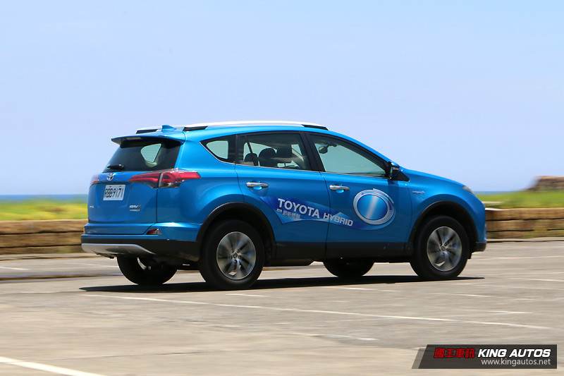 同門比一比:該選《Lexus NX 200》還是《Toyota RAV4 Hybrid》?晉升高級SUV的考量與抉擇 同門比一比:該選《Lexus NX 200》還是《Toyota RAV4 Hybrid》?晉升高級SUV的考量與抉擇