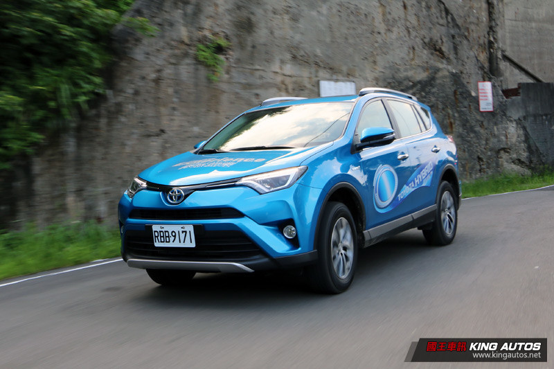 同門比一比 該選 Lexus Nx 0 還是 Toyota Rav4 Hybrid 晉升高級suv的考量與抉擇 國王車訊kingautos