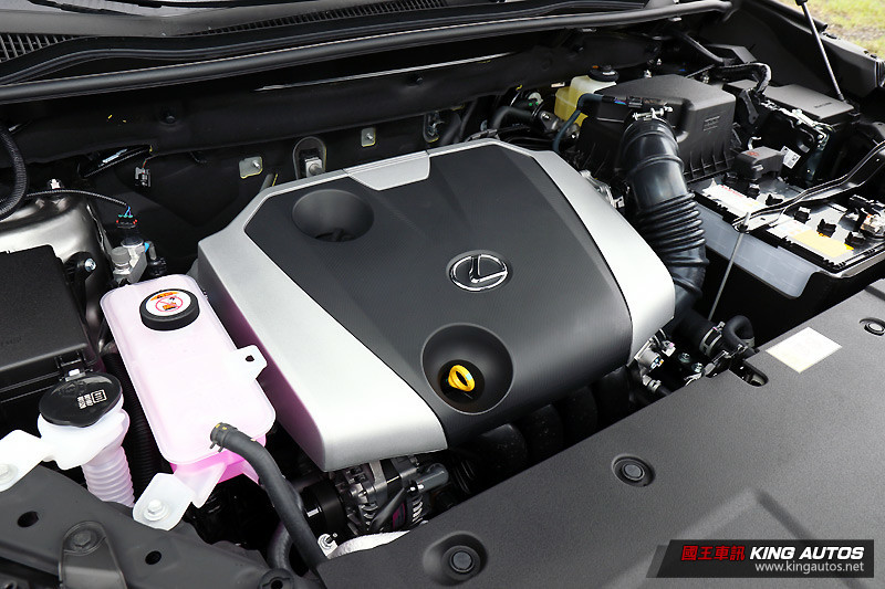 同門比一比:該選《Lexus NX 200》還是《Toyota RAV4 Hybrid》?晉升高級SUV的考量與抉擇 同門比一比:該選《Lexus NX 200》還是《Toyota RAV4 Hybrid》?晉升高級SUV的考量與抉擇