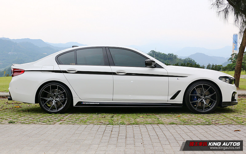 愛車大募集:允文允武中堅寶馬 《BMW G30 520i》內外兼修更添動感跑格 愛車大募集:允文允武中堅寶馬 《BMW G30 520i》內外兼修更添動感跑格
