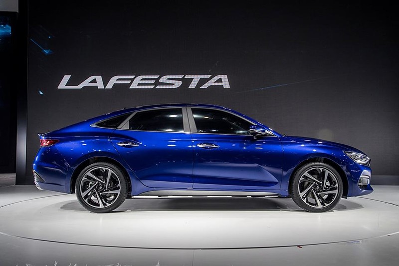 《Hyundai Lafesta》美型轎跑北京車展正式首演 《Hyundai Lafesta》美型轎跑北京車展正式首演
