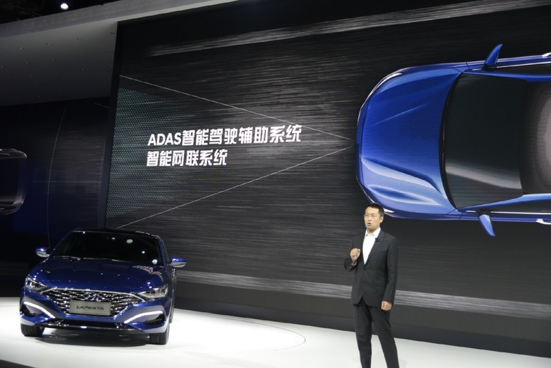 《Hyundai Lafesta》美型轎跑北京車展正式首演 《Hyundai Lafesta》美型轎跑北京車展正式首演