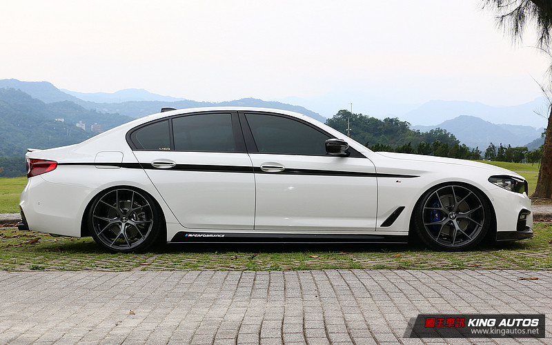 愛車大募集:允文允武中堅寶馬 《BMW G30 520i》內外兼修更添動感跑格 愛車大募集:允文允武中堅寶馬 《BMW G30 520i》內外兼修更添動感跑格