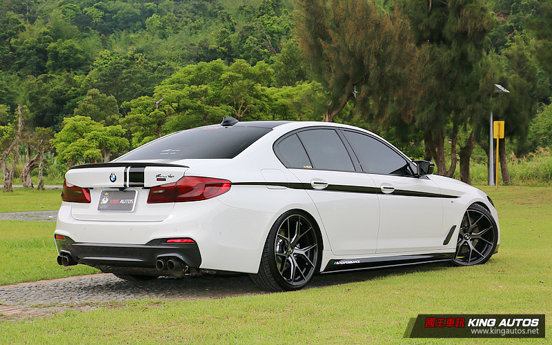 愛車大募集:允文允武中堅寶馬 《BMW G30 520i》內外兼修更添動感跑格 愛車大募集:允文允武中堅寶馬 《BMW G30 520i》內外兼修更添動感跑格