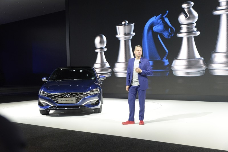 《Hyundai Lafesta》美型轎跑北京車展正式首演 《Hyundai Lafesta》美型轎跑北京車展正式首演