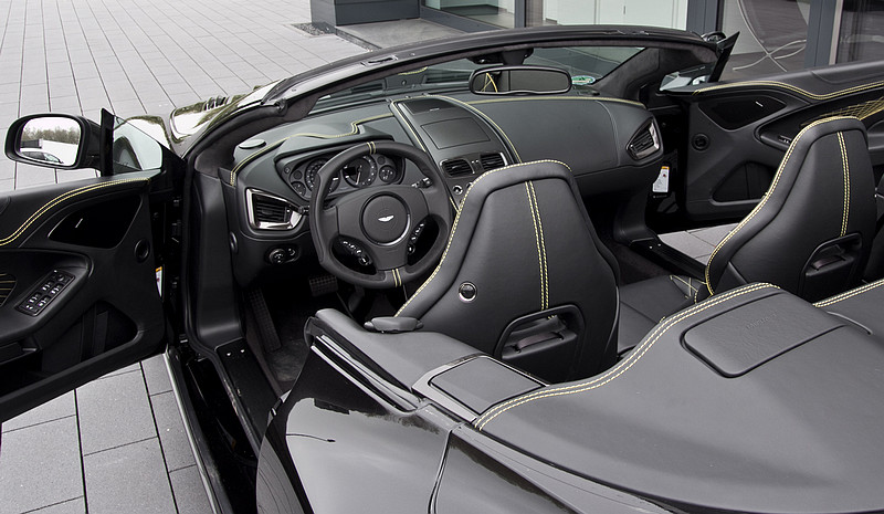 英倫GT更添性能 Wheelsandmore操刀《Aston Martin Vanquish S Volante》更靓也更勁 英倫GT更添性能 Wheelsandmore操刀《Aston Martin Vanquish S Volante》更靓也更勁
