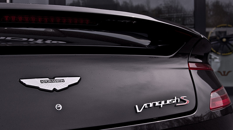 英倫GT更添性能 Wheelsandmore操刀《Aston Martin Vanquish S Volante》更靓也更勁 英倫GT更添性能 Wheelsandmore操刀《Aston Martin Vanquish S Volante》更靓也更勁