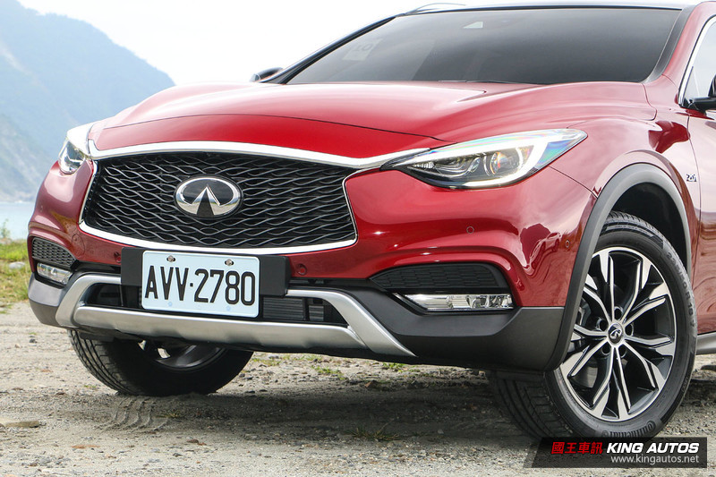 青出於藍而勝於藍─《Infiniti QX30》旗艦款試駕報導 青出於藍而勝於藍─《Infiniti QX30》旗艦款試駕報導