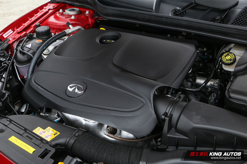 青出於藍而勝於藍─《Infiniti QX30》旗艦款試駕報導 青出於藍而勝於藍─《Infiniti QX30》旗艦款試駕報導