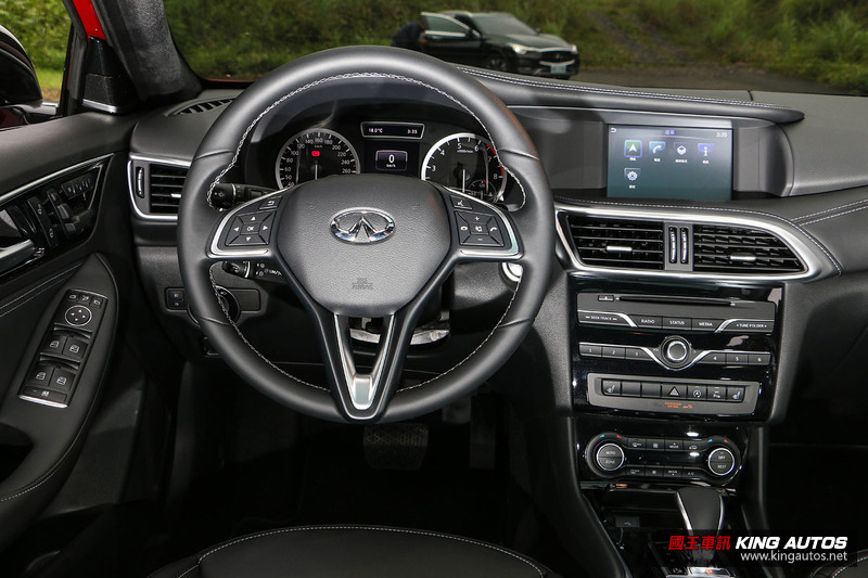 青出於藍而勝於藍─《Infiniti QX30》旗艦款試駕報導 青出於藍而勝於藍─《Infiniti QX30》旗艦款試駕報導