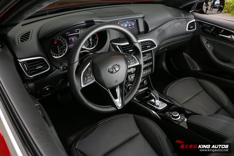 青出於藍而勝於藍─《Infiniti QX30》旗艦款試駕報導 青出於藍而勝於藍─《Infiniti QX30》旗艦款試駕報導