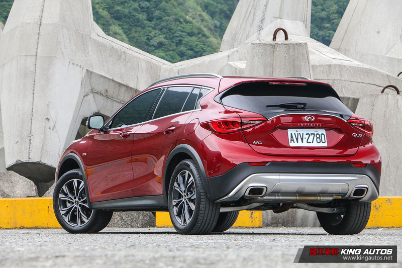 青出於藍而勝於藍─《Infiniti QX30》旗艦款試駕報導 青出於藍而勝於藍─《Infiniti QX30》旗艦款試駕報導