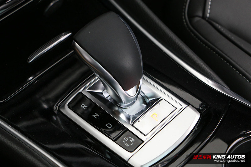 青出於藍而勝於藍─《Infiniti QX30》旗艦款試駕報導 青出於藍而勝於藍─《Infiniti QX30》旗艦款試駕報導
