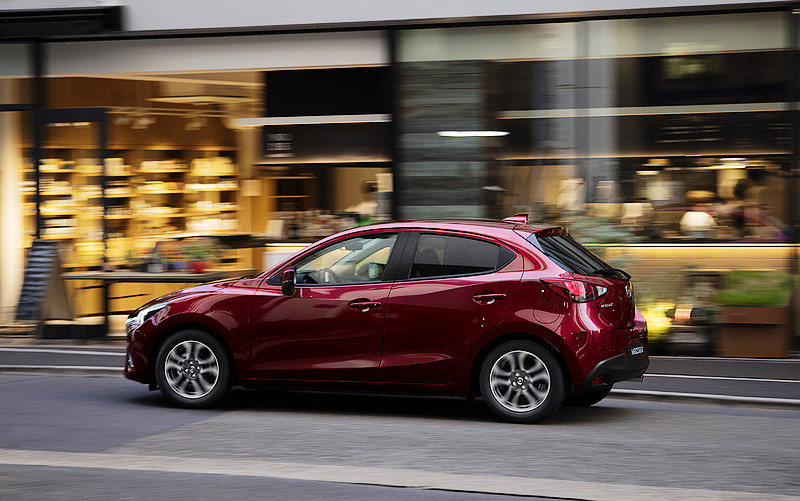 盲點偵測列標配 晶豔魂動紅上身 2019年式《Mazda2》69.9萬發表上市 盲點偵測列標配 晶豔魂動紅上身 2019年式《Mazda2》69.9萬發表上市