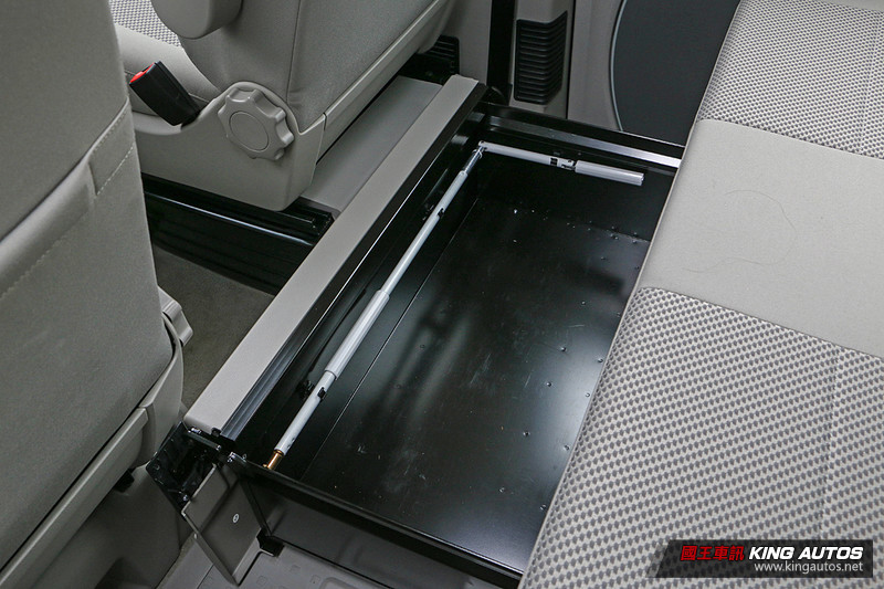 「房車」新定義─《Volkswagen California Beach》試駕報導 「房車」新定義─《Volkswagen California Beach》試駕報導
