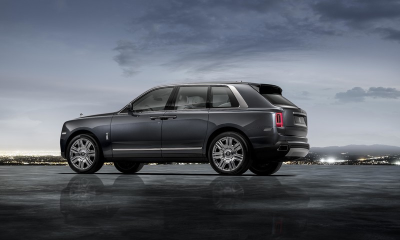 全地形豪華王者 《Rolls-Royce》旗艦休旅《Cullinan》橫空出世 全地形豪華王者 《Rolls-Royce》旗艦休旅《Cullinan》橫空出世