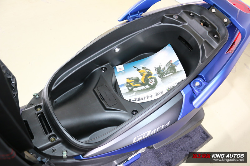 安全/科技再進化 2018新年式《Kymco GDink 300i》17.8萬發表上市 安全/科技再進化 2018新年式《Kymco GDink 300i》17.8萬發表上市