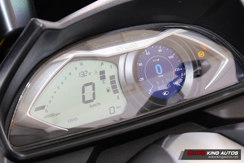 安全/科技再進化 2018新年式《Kymco GDink 300i》17.8萬發表上市 安全/科技再進化 2018新年式《Kymco GDink 300i》17.8萬發表上市