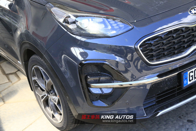 小改款《Kia Sportage》無偽裝曝光 確定搭載48V Mild-Hybrid柴油引擎 小改款《Kia Sportage》無偽裝曝光 確定搭載48V Mild-Hybrid柴油引擎