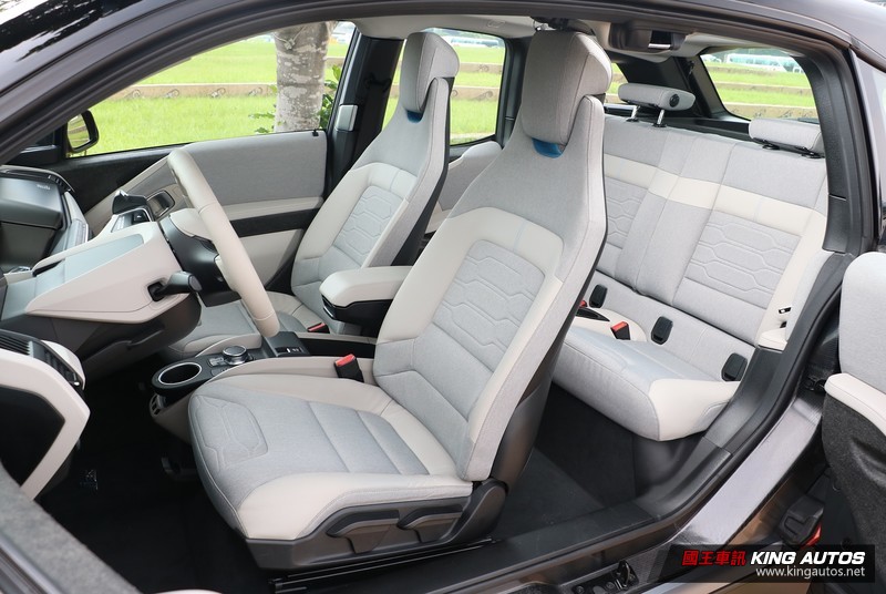 想多給你點運動氣息─小改款《BMW i3S》試駕報導 想多給你點運動氣息─小改款《BMW i3S》試駕報導