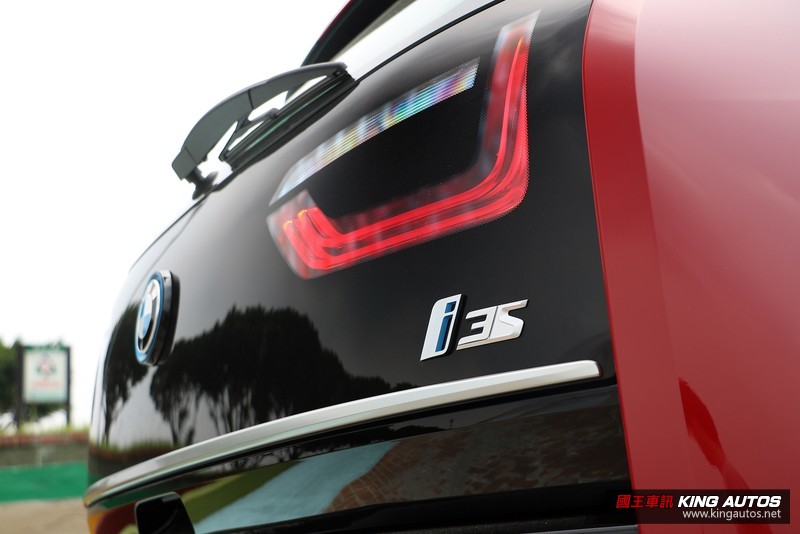 想多給你點運動氣息─小改款《BMW i3S》試駕報導 想多給你點運動氣息─小改款《BMW i3S》試駕報導