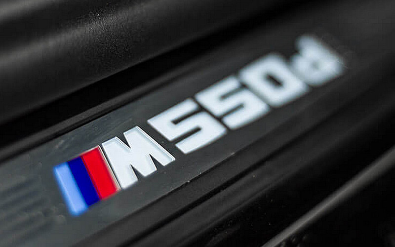 讓四渦輪柴力更威猛 McChip-DKR操刀《BMW M550d xDrive》釋放470hp/86.7kgm狂猛動力 讓四渦輪柴力更威猛 McChip-DKR操刀《BMW M550d xDrive》釋放470hp/86.7kgm狂猛動力