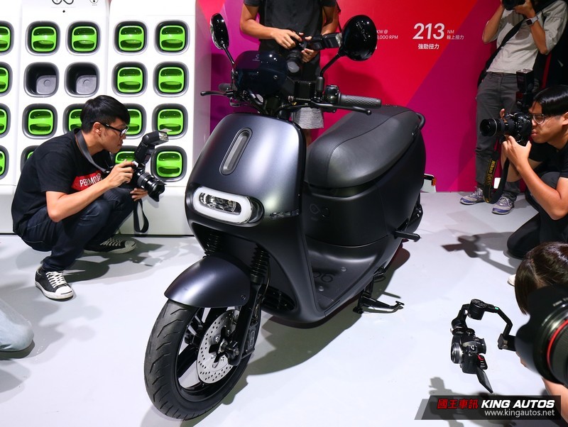 699吃到飽資費終登場 Gogoro再推性能版《Gogoro S2》最低61,800元起 699吃到飽資費終登場 Gogoro再推性能版《Gogoro S2》最低61,800元起