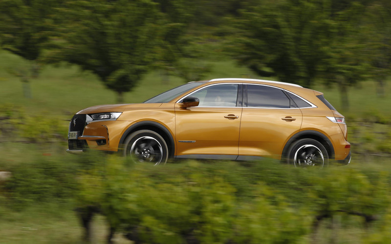《DS 7 Crossback》在英國追加225匹渦輪動力 平均油耗可達17.2km/L 《DS 7 Crossback》在英國追加225匹渦輪動力 平均油耗可達17.2km/L