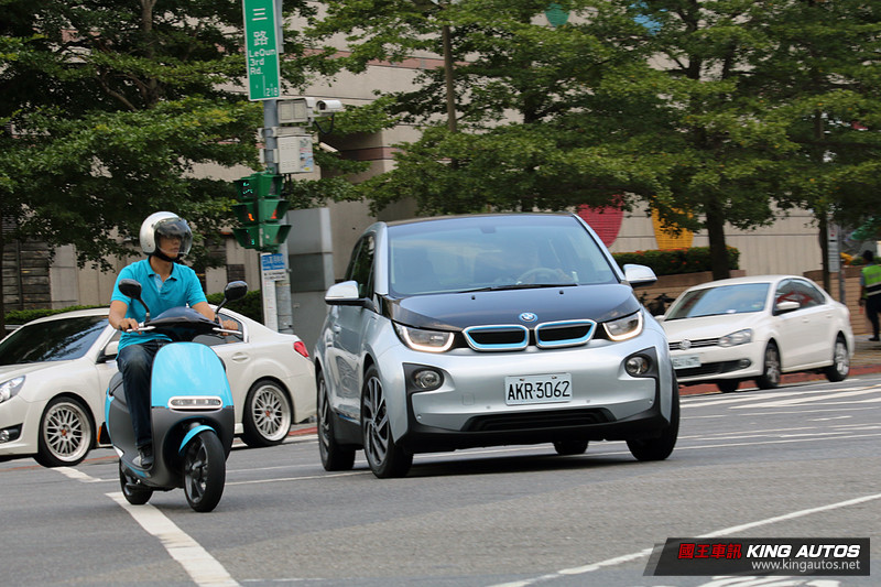 【國王評論】禁行機車為了誰?車種分流就能真正安全嗎? 【國王評論】禁行機車為了誰?車種分流就能真正安全嗎?