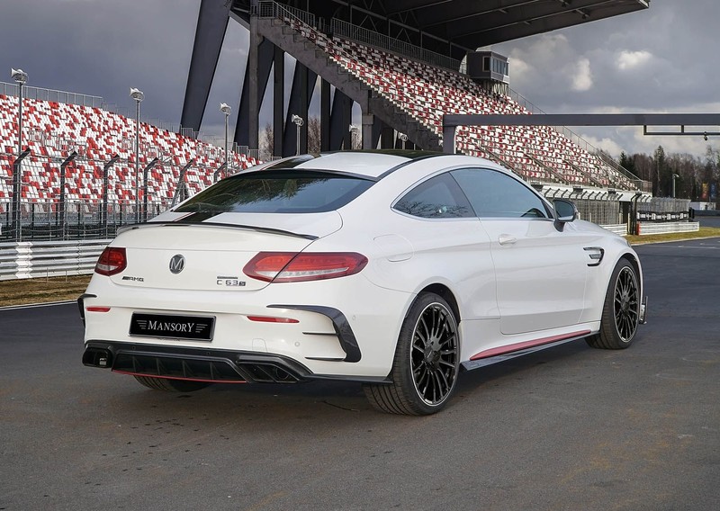 Mansory又出招 650匹的《Mercedes-AMG C63 Coupe》狂暴亮相 Mansory又出招 650匹的《Mercedes-AMG C63 Coupe》狂暴亮相
