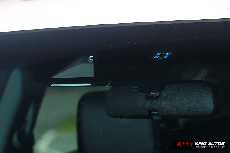 國王集評 雙雄比拚 Mazda Cx 5 Honda Cr V 空間配備篇 國王車訊kingautos 國王集評 雙雄比拚 Mazda Cx 5 Honda Cr V 空間配備篇 國王車訊kingautos
