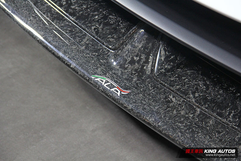 《Lamborghini Huracán Performante Spyder》正式抵臺 報價1,920萬元同展風情與激情 《Lamborghini Huracán Performante Spyder》正式抵臺 報價1,920萬元同展風情與激情