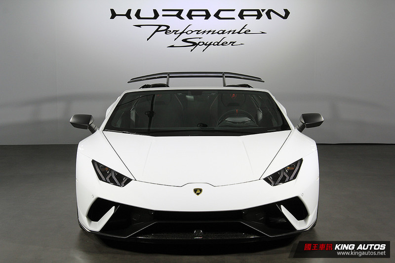 《Lamborghini Huracán Performante Spyder》正式抵臺 報價1,920萬元同展風情與激情 《Lamborghini Huracán Performante Spyder》正式抵臺 報價1,920萬元同展風情與激情