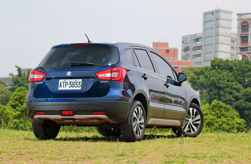 【Why Buy?】《SUZUKI SX4》值得購買的理由? 【Why Buy?】《SUZUKI SX4》值得購買的理由?