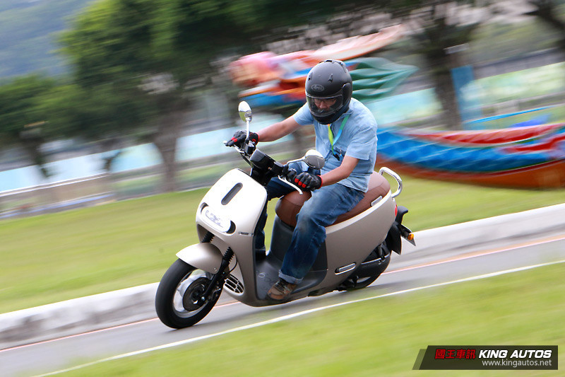 入手電動機車更理所當然 ─《Gogoro 2 Delight》試駕報導 入手電動機車更理所當然 ─《Gogoro 2 Delight》試駕報導